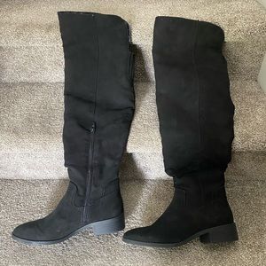Over the knee boots size 9, black faux suede